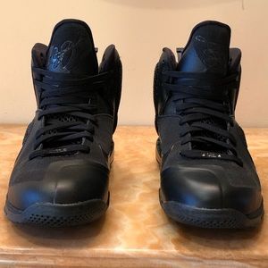 Nike Lebron 9 Blackout Mens Basketball Sneakers